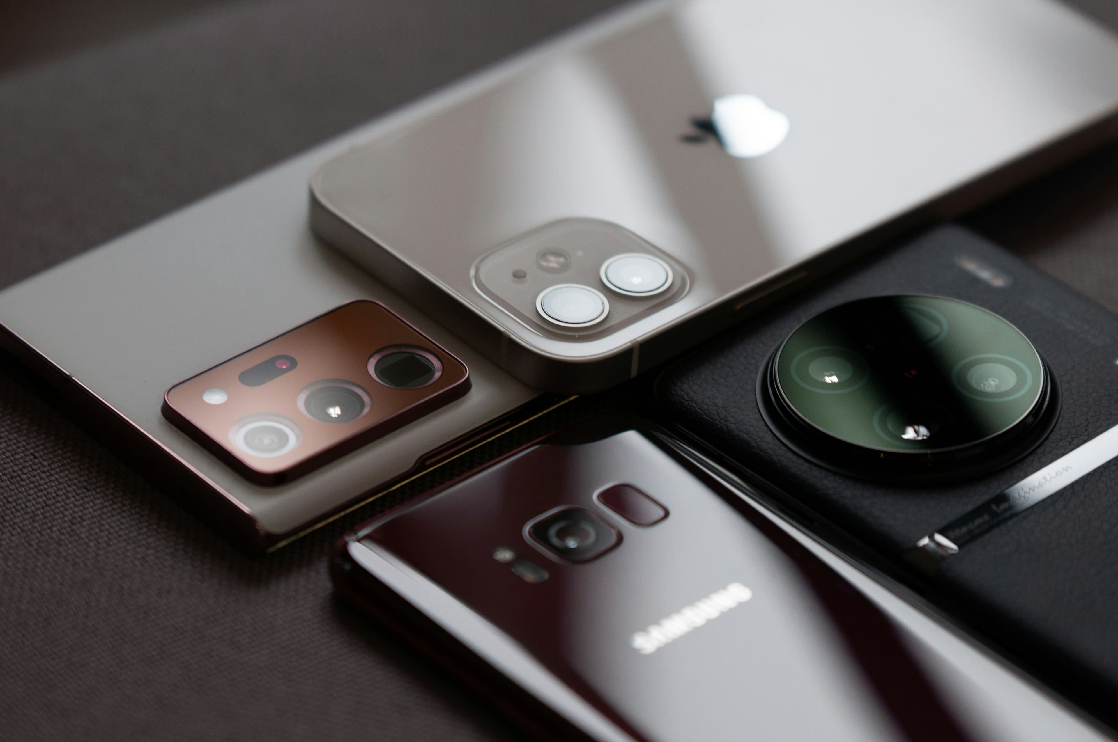 iPhone & Android Devices
